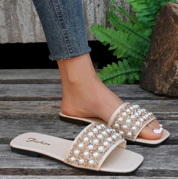 Women's Fashionable Luxurious Pearl Decoration Slippers With A Single Strap - Picture 1 of 7